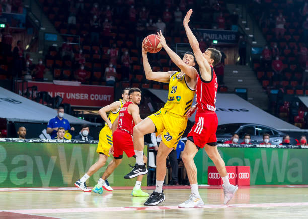 往往在表演 往往在表演